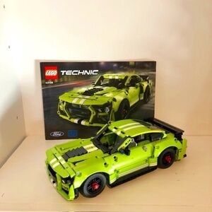 Lego Technic Ford Mustang Shelby® GT500® (42138), Like New